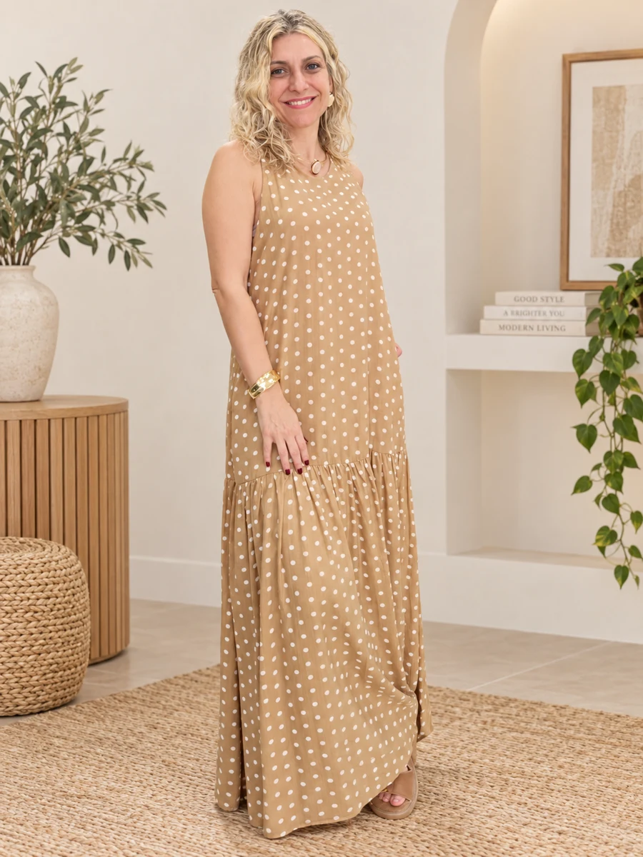 Vestido longo sem mangas com poás brancos